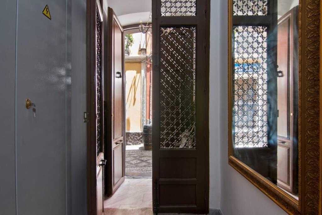 Rosarioseis Loft Corral Del Carbon Lejlighed Granada Eksteriør billede